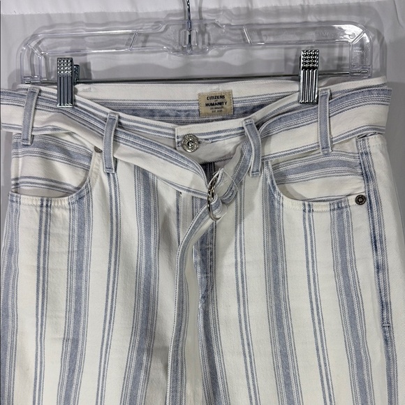Citizens of Humanity White and Blue Straight Leg Jeans with Stripes and Belt - Picture 5 of 12